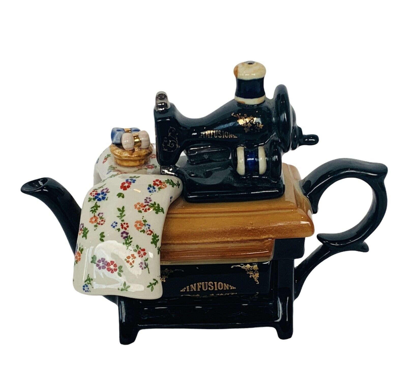 Cardew Designs England Sewing Machine Creamer Teapot Infusion Signed Figurine Uk