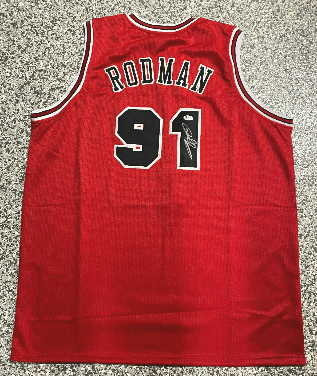 Chicago Dennis Rodman Signed Red Jersey Auto Bas Beckett Coa